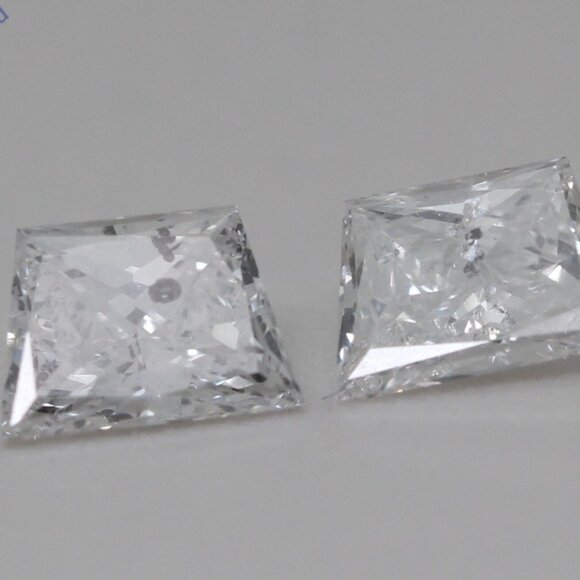 A Pair Of Trapezoid Natural Loose Diamonds (1.01 Ct E F I1) C54000044